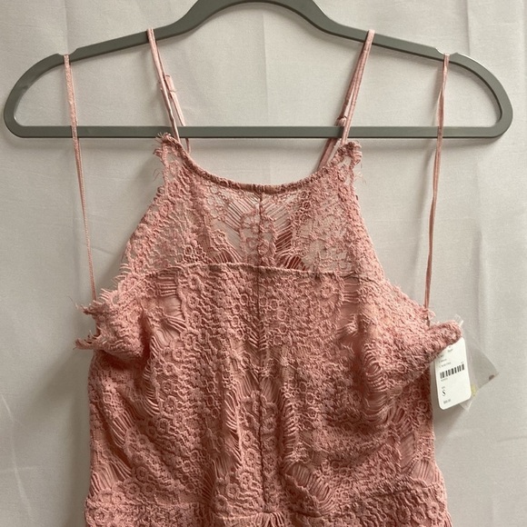 Free People She's Got It Lace Button Back Mini Dress Rose Pink Size Small NWT - Picture 4 of 8